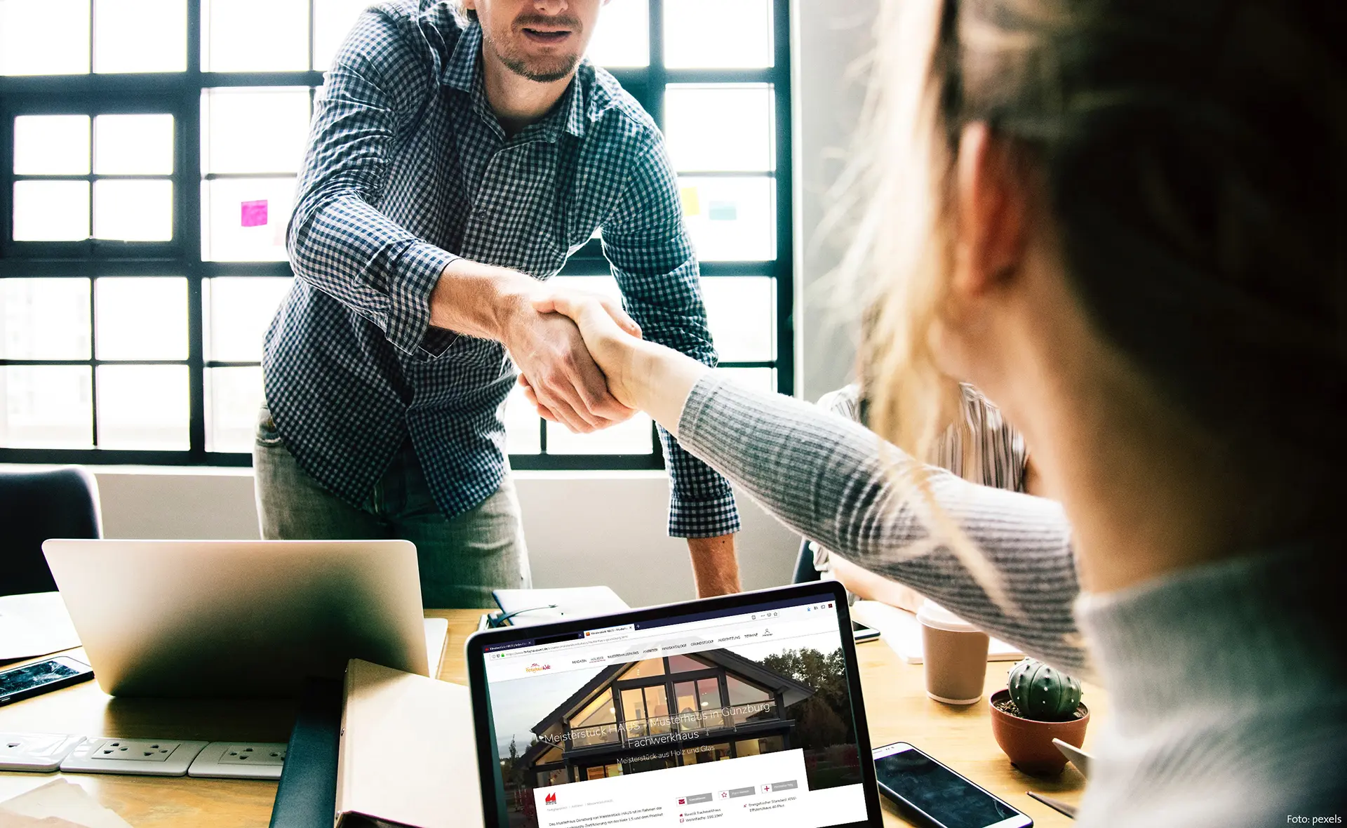 handshake karriere kollegen
